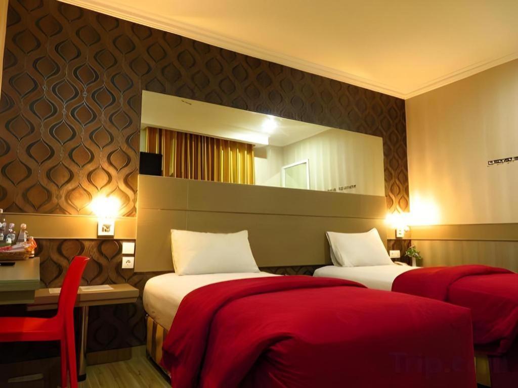 Hotel Menara Lexus Medan Exterior foto